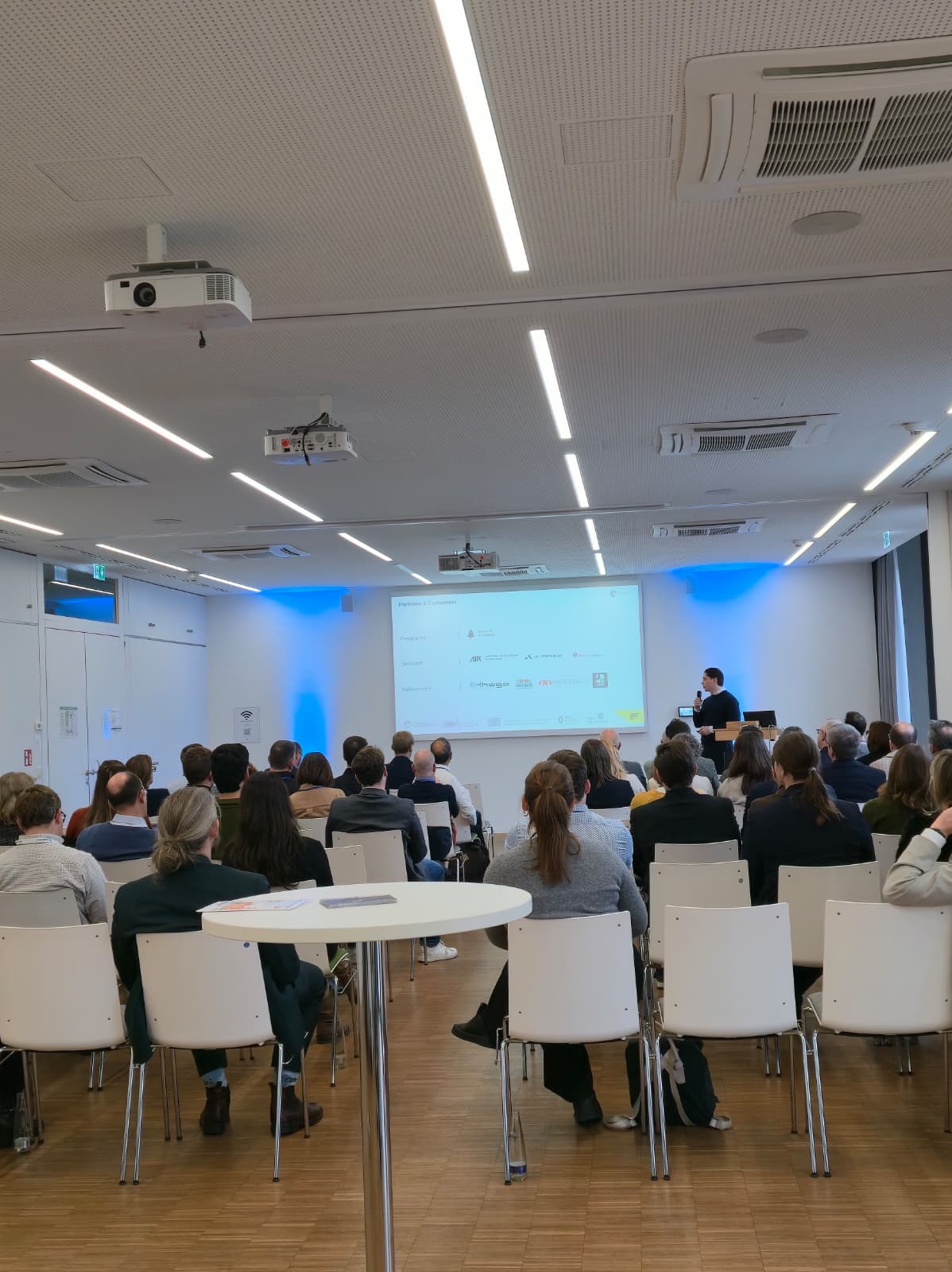 WhatsApp Image 2025-11-27 at 14.33.04_a0731637.jpg